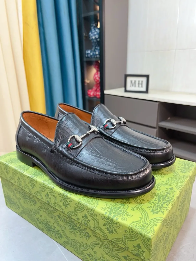Men's Men's Shoes 💰480🌹🌹【GUCCI】The most popular classic Gucci leather shoes. Synchronized with the official website, the upper is made of Italian first-layer cowhide ➕cowhide lining, with unique brand and unique craftsmanship. Highlighting the hot style of the new year. Stop hesitating, stop wandering, get it now. Number: 38--44